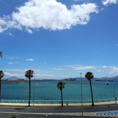 Vistas A 3 Paises Y 2 Continentes 1º Linea De Playa A 5 Minutos De Gibraltar Apartment La Linea de la Concepcion Bagian luar foto